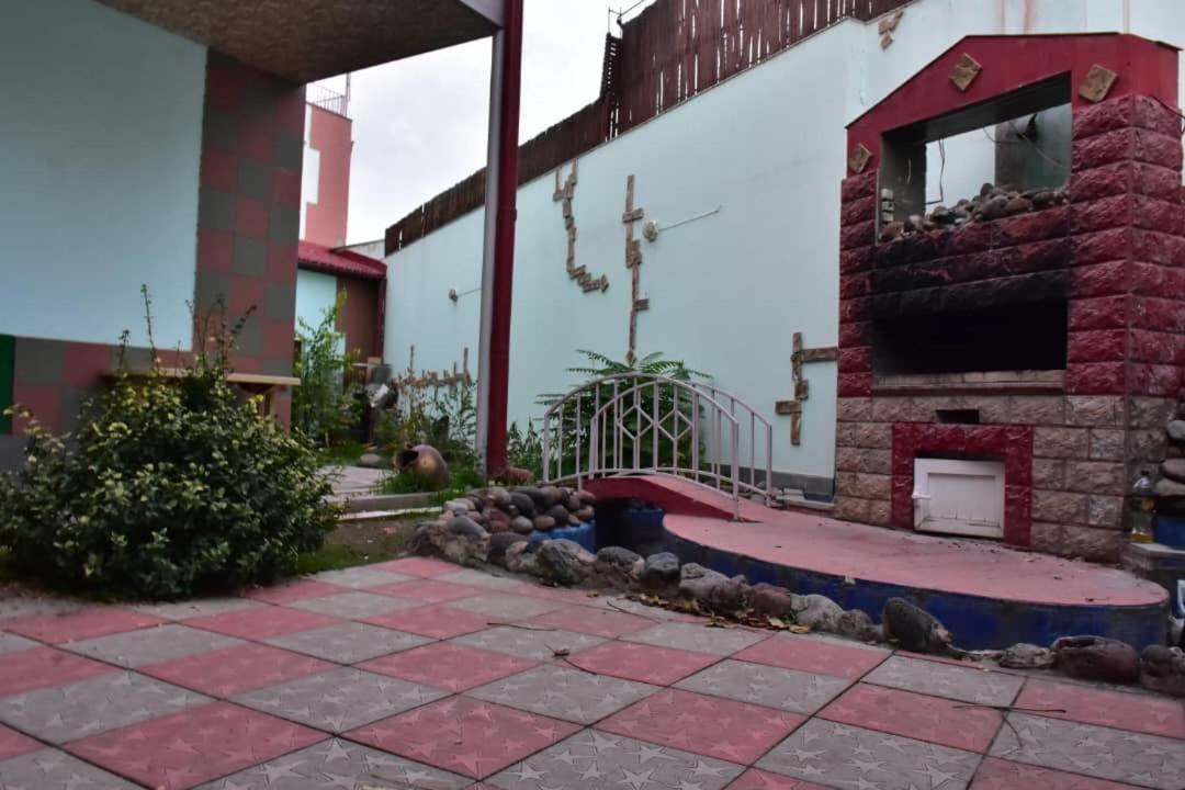Gyumri Hotel Jerevan Buitenkant foto